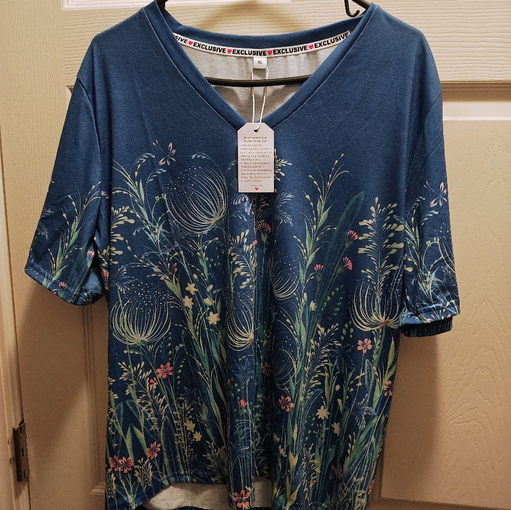 Exclusive brand Floral Blue Women's Top